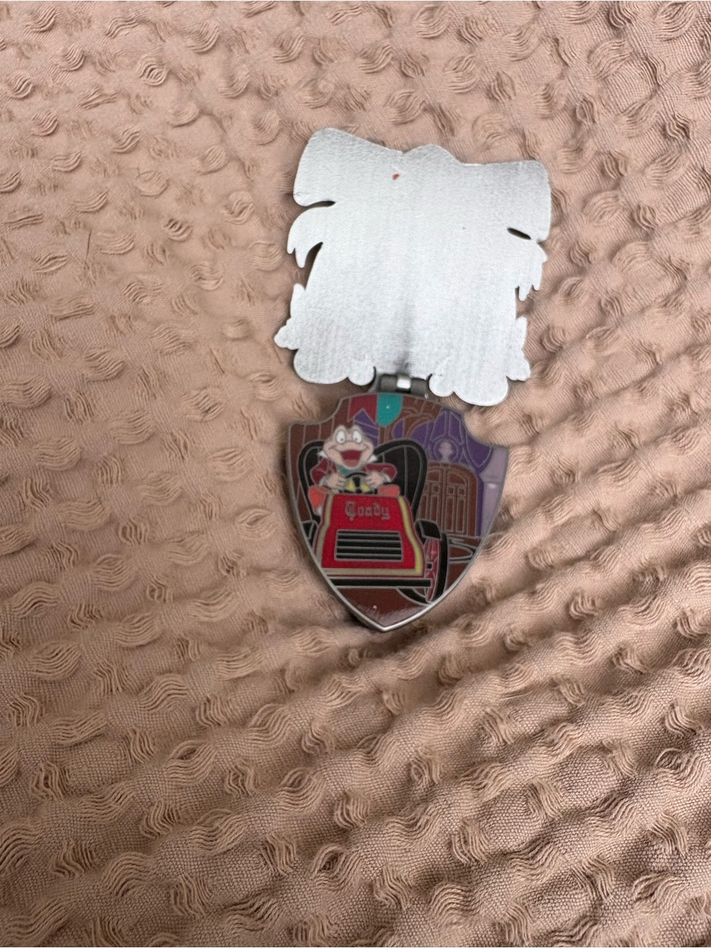 AUTHENTIC DISNEY TRADING PINS - Picture 2 of 13